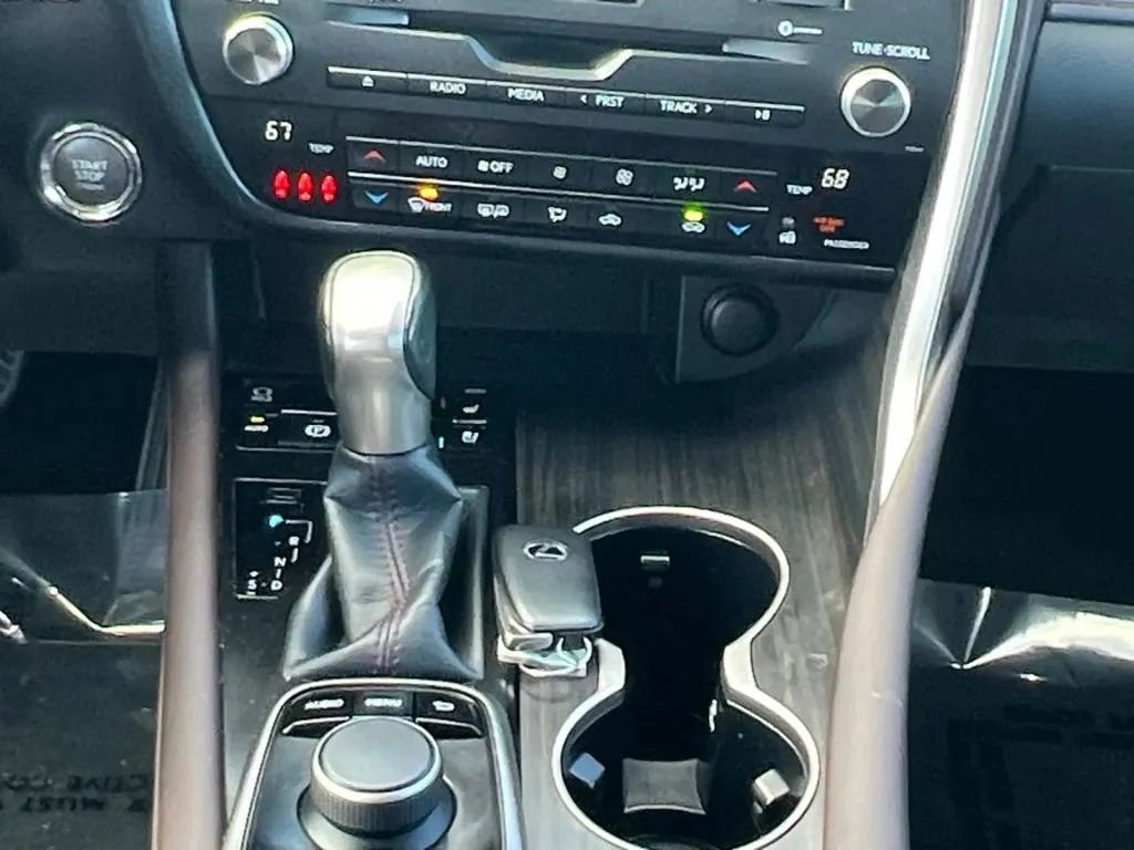 Used 2017 Lexus RX 350 RX 350 Sport Utility 4D w/ Premium Package image 11