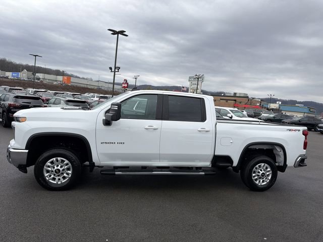 Used 2025 Chevrolet Silverado 2500 LT w/ Convenience Package AWD/4WD image 11