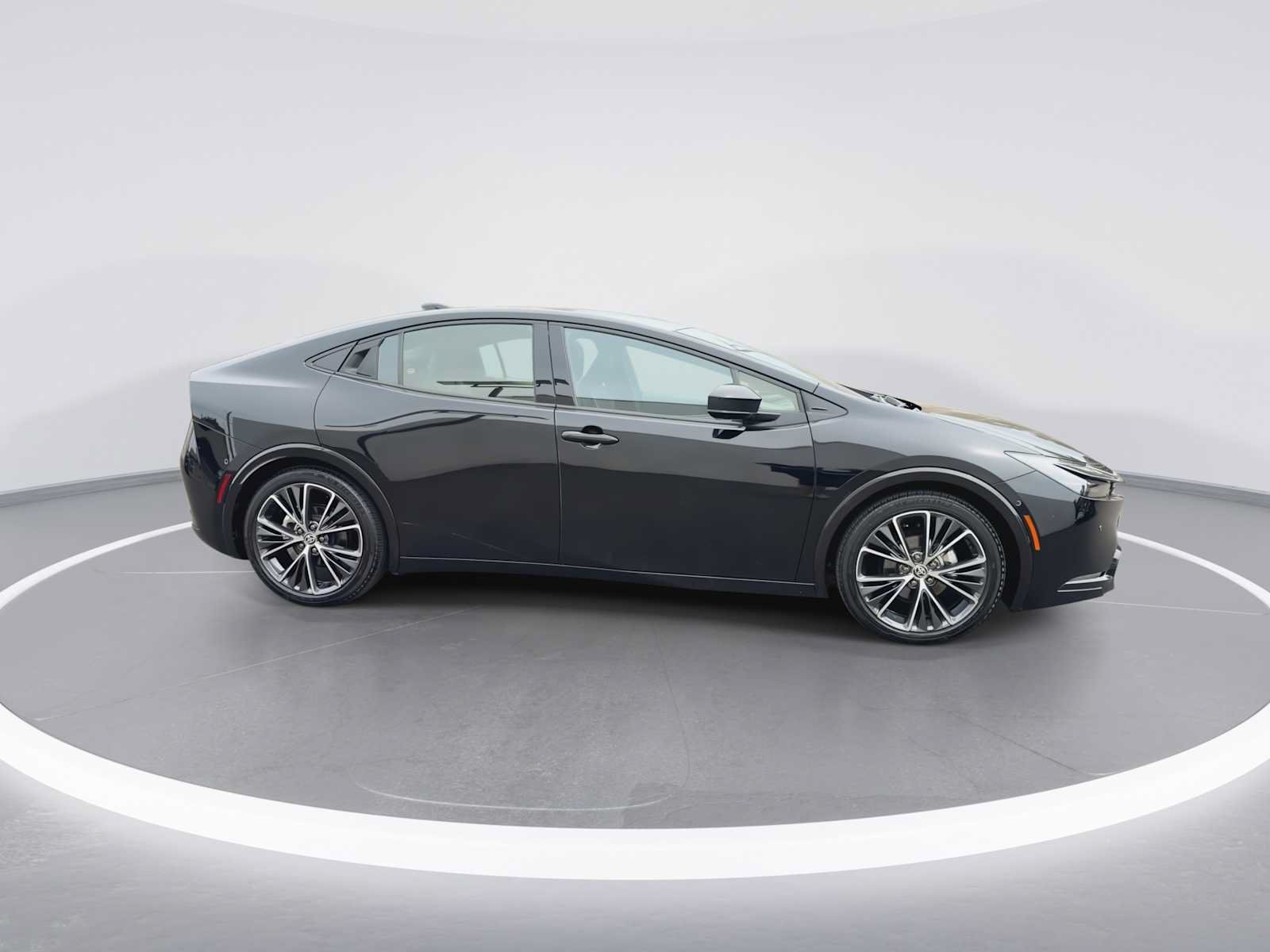 Certified 2023 Toyota Prius Limited w/ Limited Premium Package FWD image 9