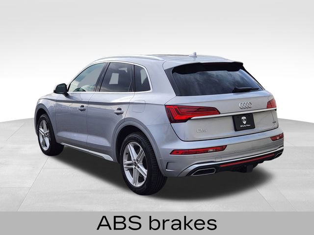 Used 2023 Audi Q5 e Premium Plus image 7