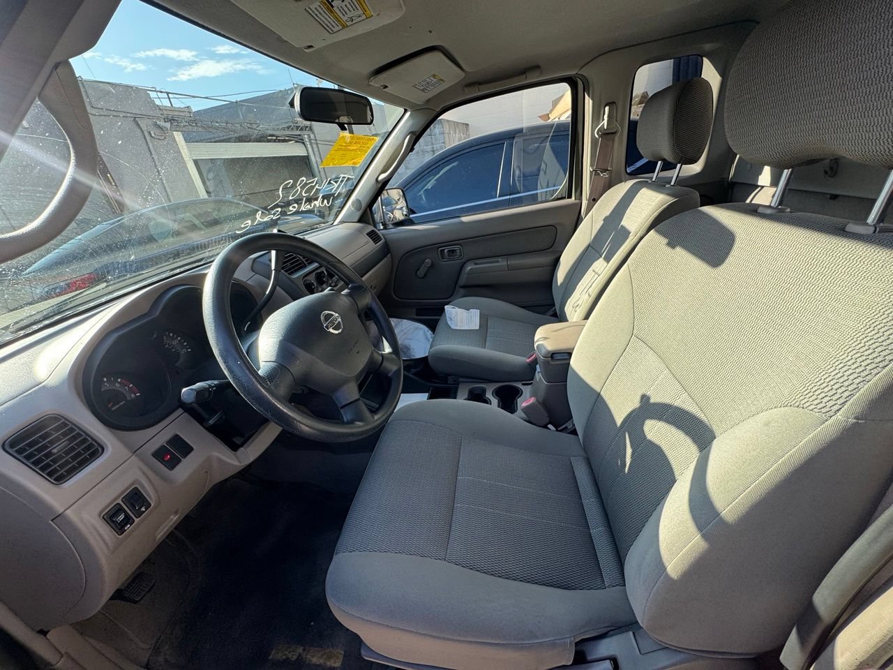 Used 2003 Nissan Frontier XE w/ Value Truck Pkg RWD image 5