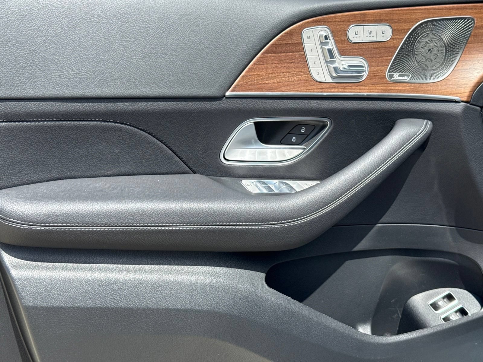 New 2026 Mercedes-Benz GLE 450e 4MATIC image 15