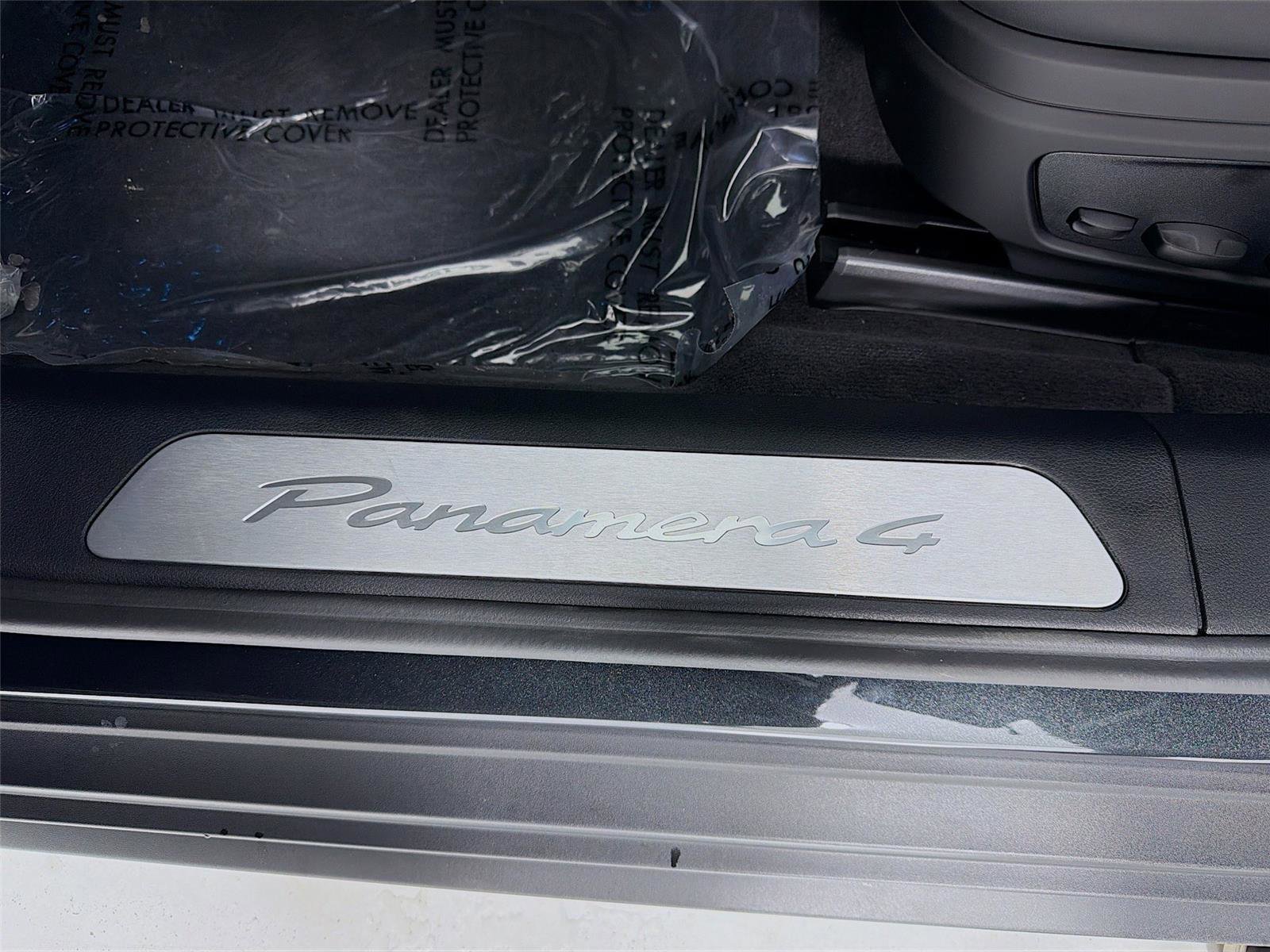 New 2025 Porsche Panamera 4 AWD/4WD image 7