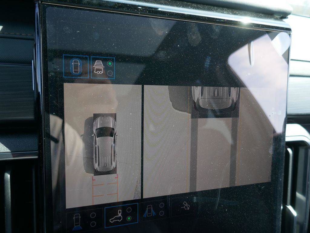 New 2026 GMC Acadia AT4 image 28