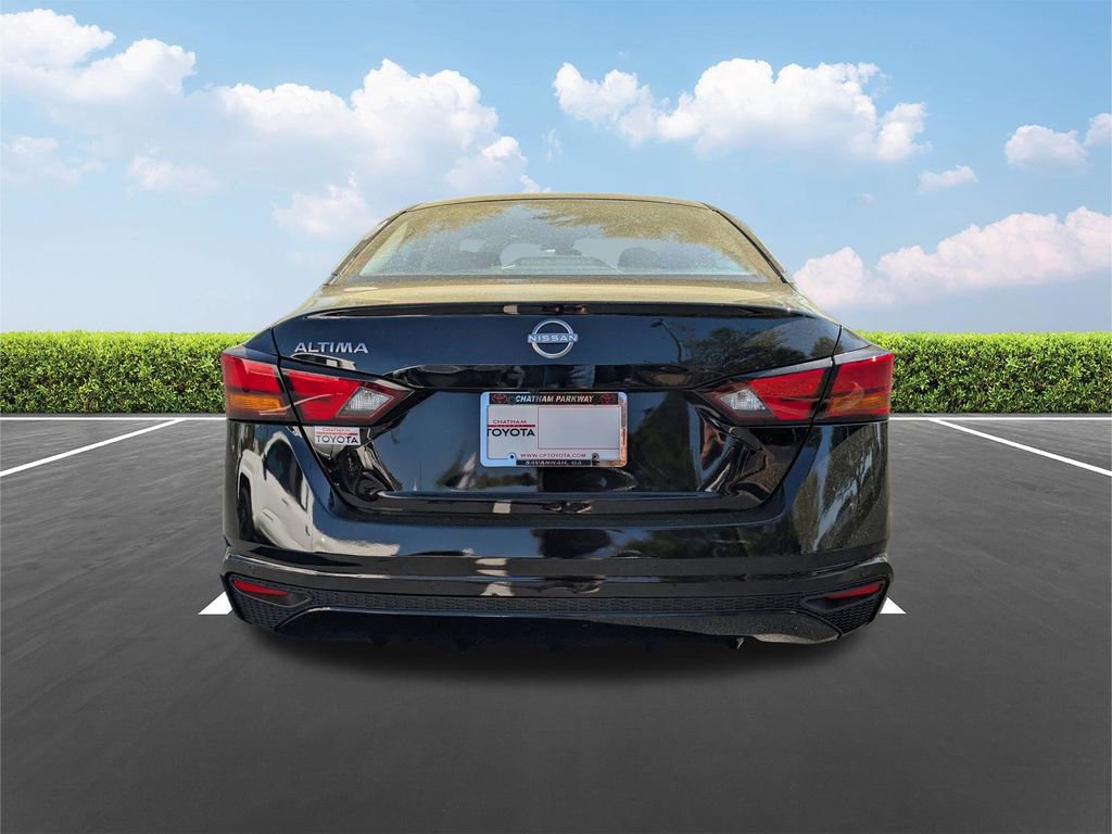 Used 2023 Nissan Altima 2.5 S FWD image 6
