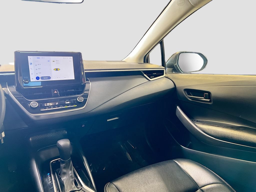 Used 2024 Toyota Corolla LE FWD image 21