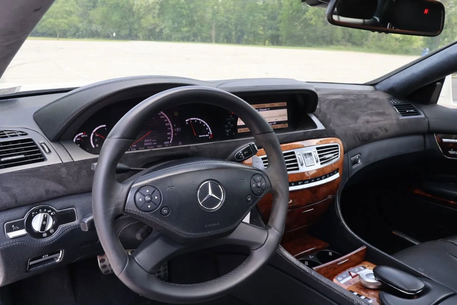 Used 2013 Mercedes-Benz CL 63 AMG image 12