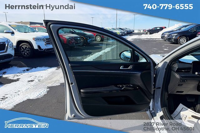 Used 2025 Kia K5 GT-Line image 13