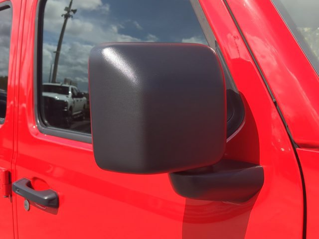 Used 2025 Jeep Wrangler Unlimited Rubicon w/ Convenience Group AWD/4WD image 12