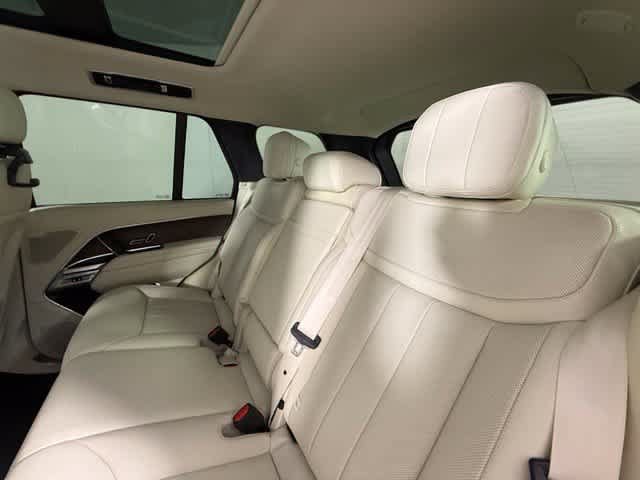 New 2027 Land Rover Range Rover SE AWD/4WD image 26
