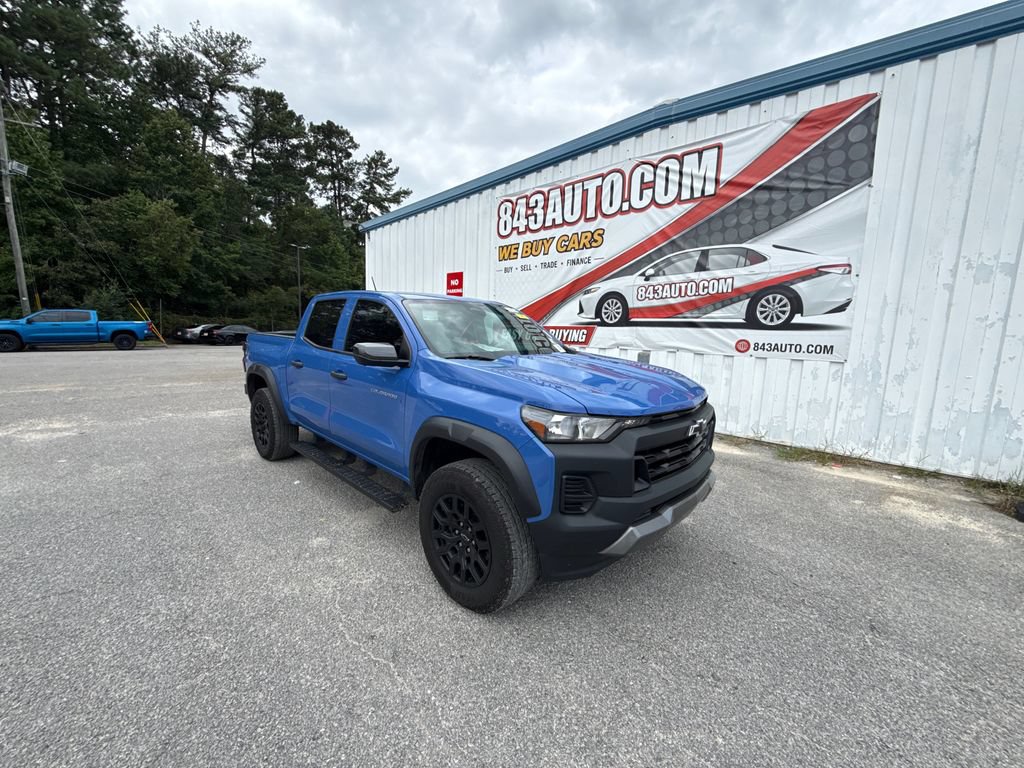 Used 2025 Chevrolet Colorado Trail Boss AWD/4WD image 1