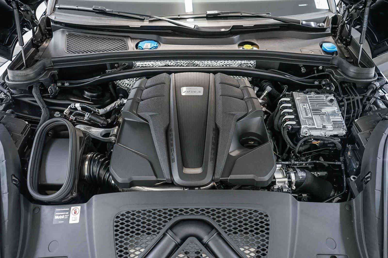New 2026 Porsche Macan S AWD/4WD image 29