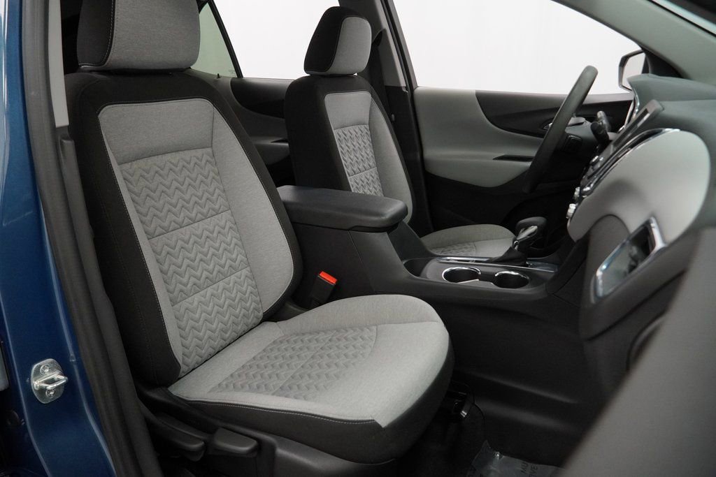 Used 2024 Chevrolet Equinox LS w/ LS Convenience Package image 46