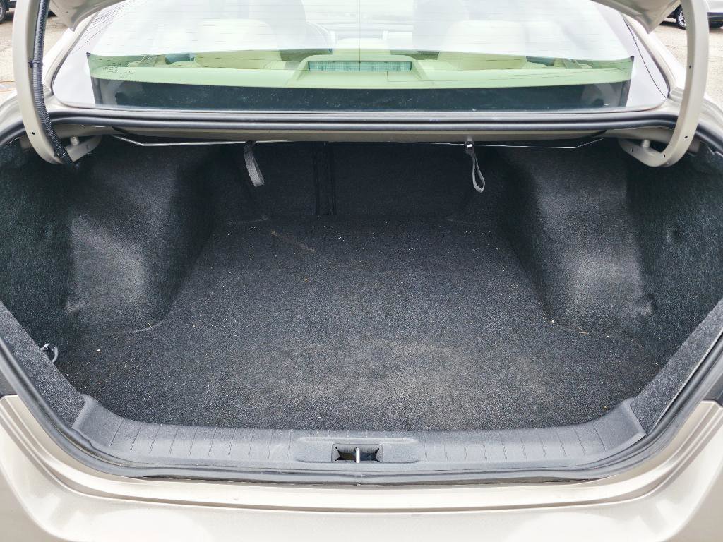 Used 2014 Nissan Altima 2.5 S w/ Display Audio Package FWD image 12