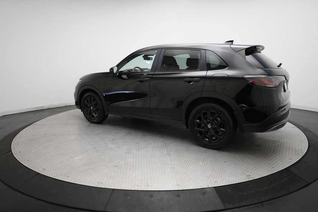 Certified 2024 Honda HR-V Sport image 32