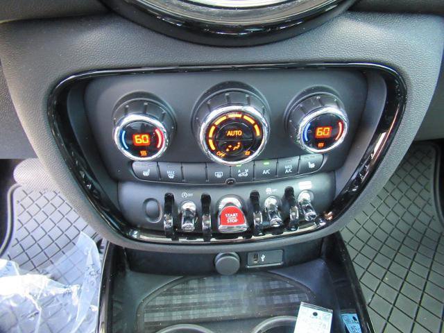 Used 2022 MINI Cooper Clubman S w/ Signature Upholstery Package FWD image 26