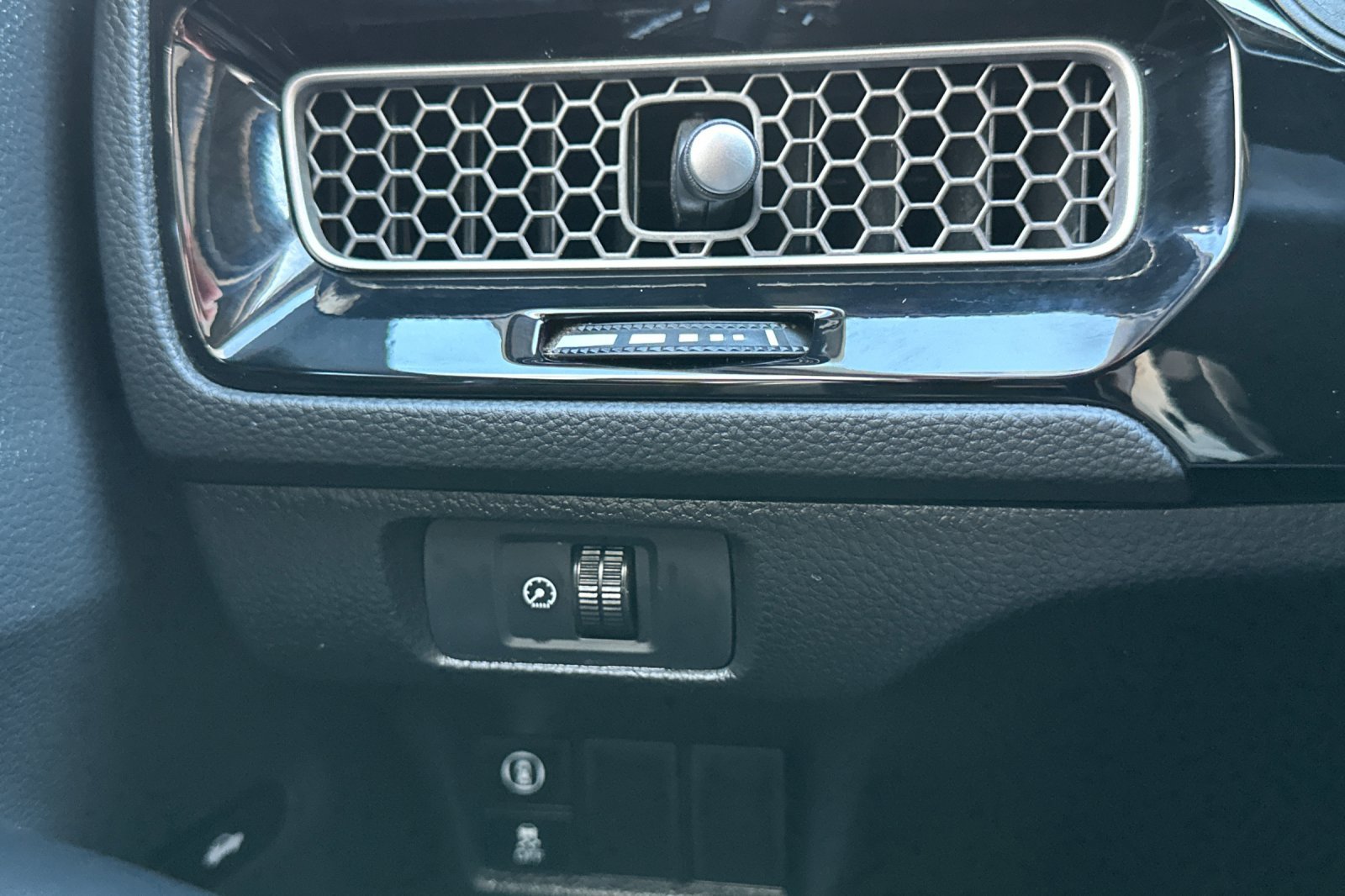 Used 2023 Honda Civic EX image 38