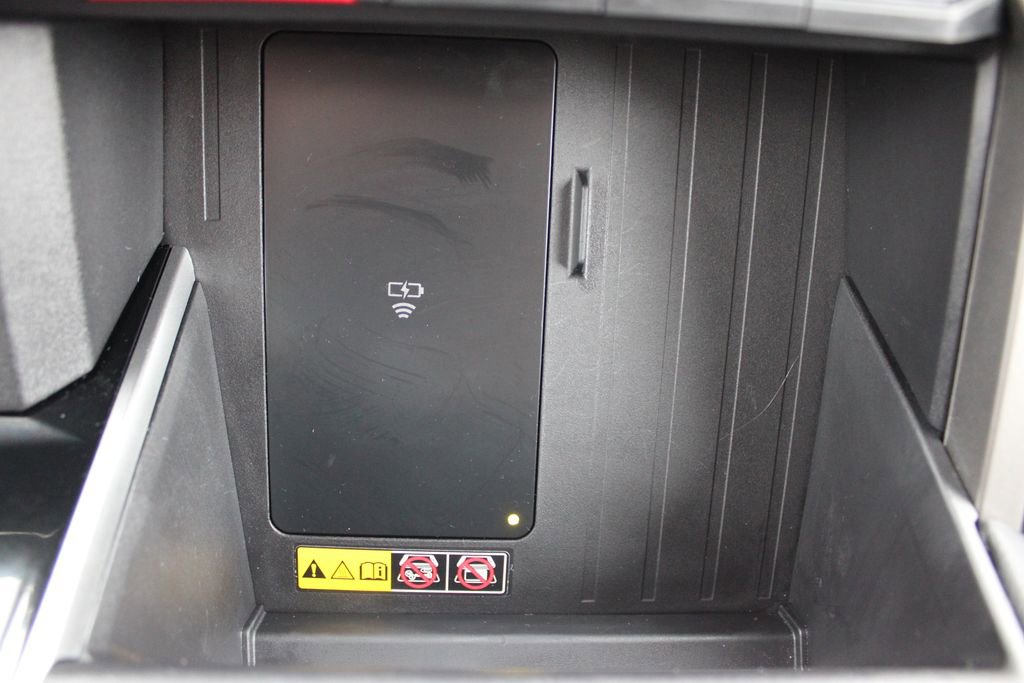 Used 2025 Toyota Sequoia Limited image 51