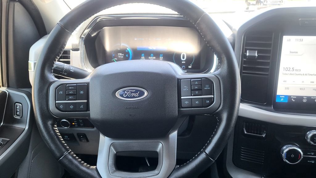 Used 2022 Ford F150 Lightning XLT AWD/4WD image 28