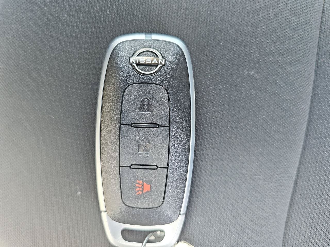 Certified 2024 Nissan Rogue S FWD image 34