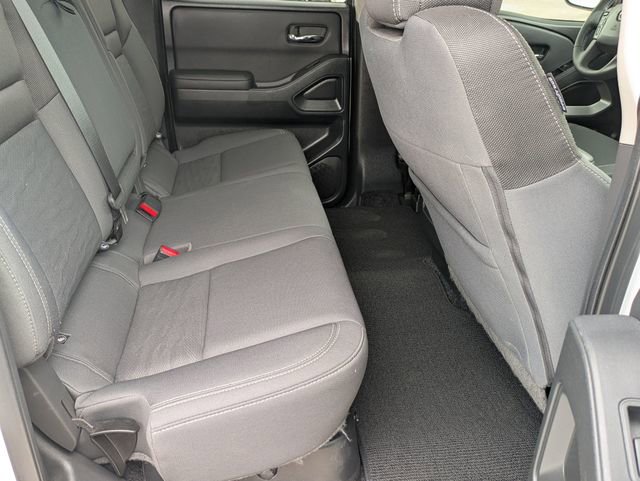 Used 2022 Nissan Frontier SV image 29