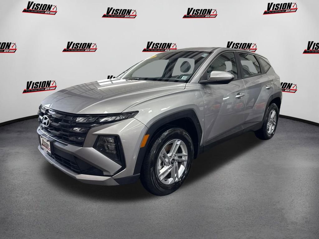 Certified 2025 Hyundai Tucson SE