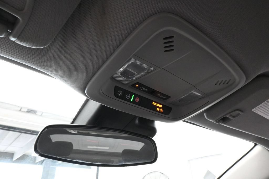 Used 2024 Chevrolet Malibu LT FWD image 24