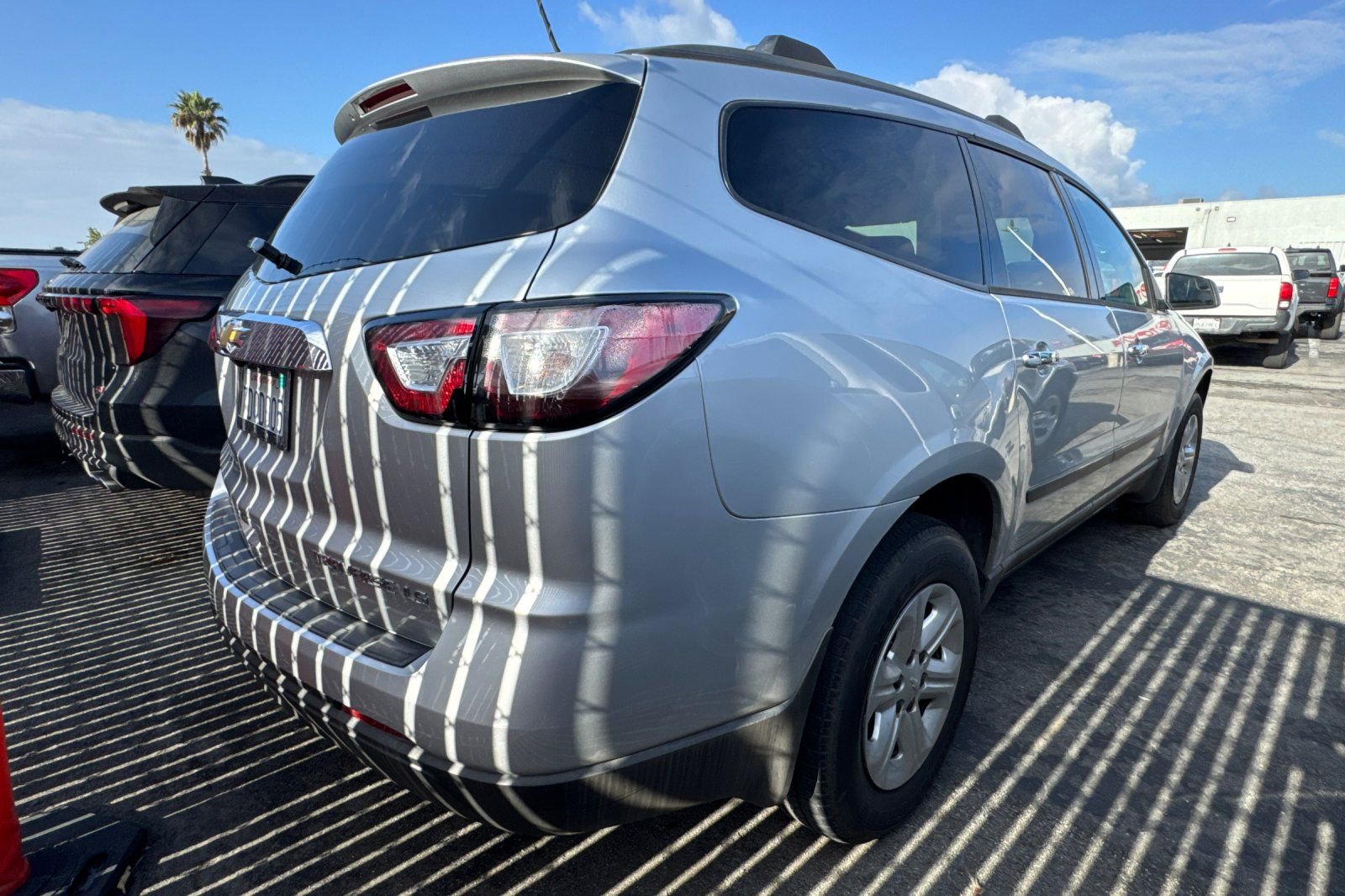 Used 2014 Chevrolet Traverse LS FWD image 5