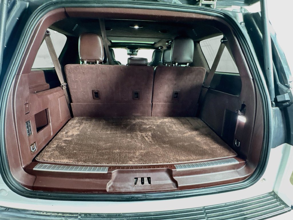 Used 2021 Lincoln Navigator L Black Label w/ Cargo Convenience Package AWD/4WD image 33