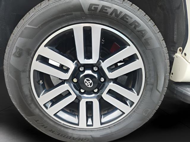 Used 2023 Toyota 4Runner Limited AWD/4WD image 25