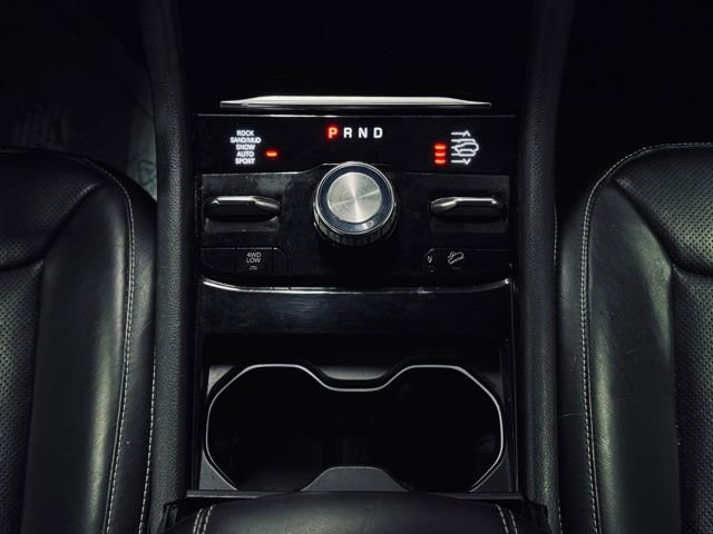 Used 2022 Jeep Grand Cherokee Overland AWD/4WD image 33
