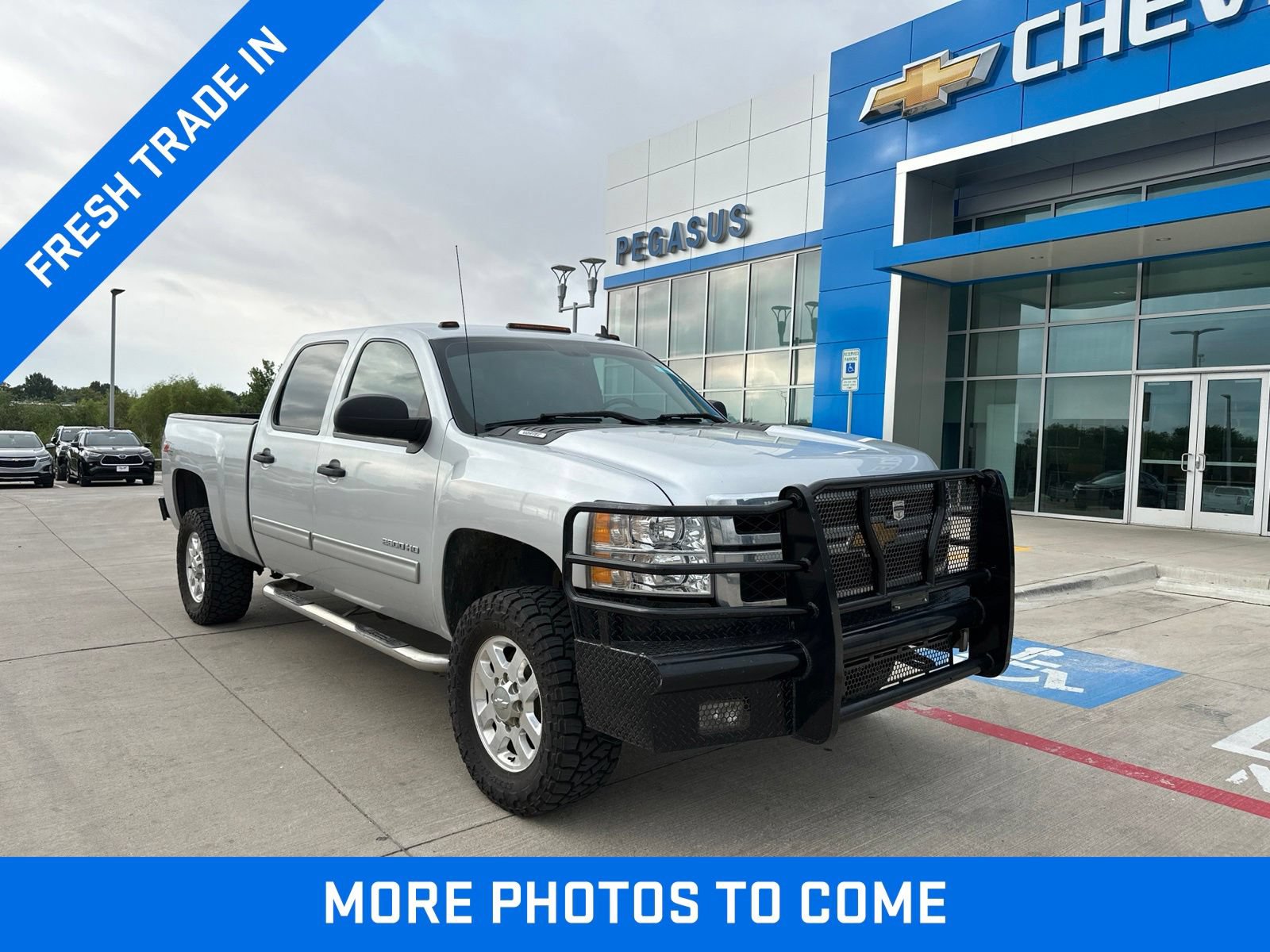 Used 2012 Chevrolet Silverado 2500 LT w/ Interior Plus Package AWD/4WD image 1