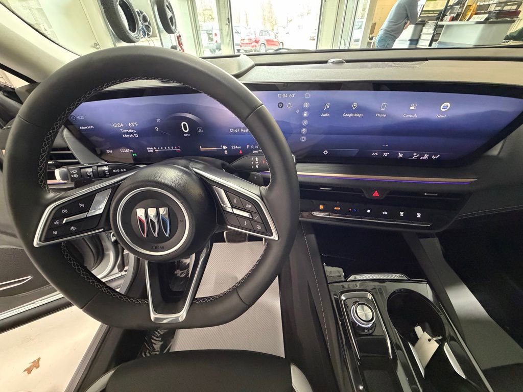 Used 2025 Buick Envision Sport Touring AWD/4WD image 16