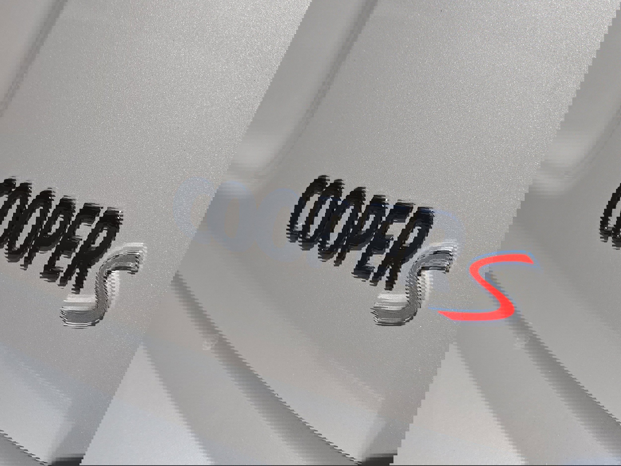 Used 2023 MINI Cooper S w/ Signature Upholstery Package image 5