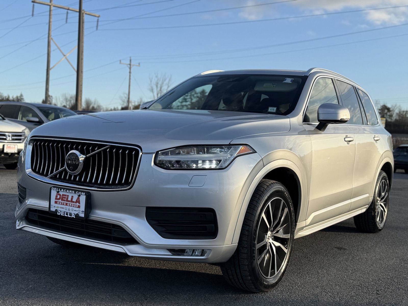 Used 2020 Volvo XC90 T6 Momentum image 9