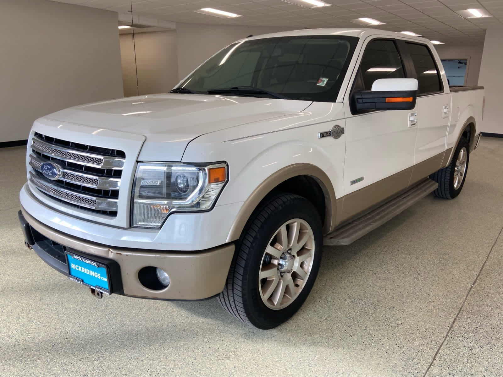 Used 2014 Ford F150 King Ranch w/ King Ranch Luxury Package RWD image 3