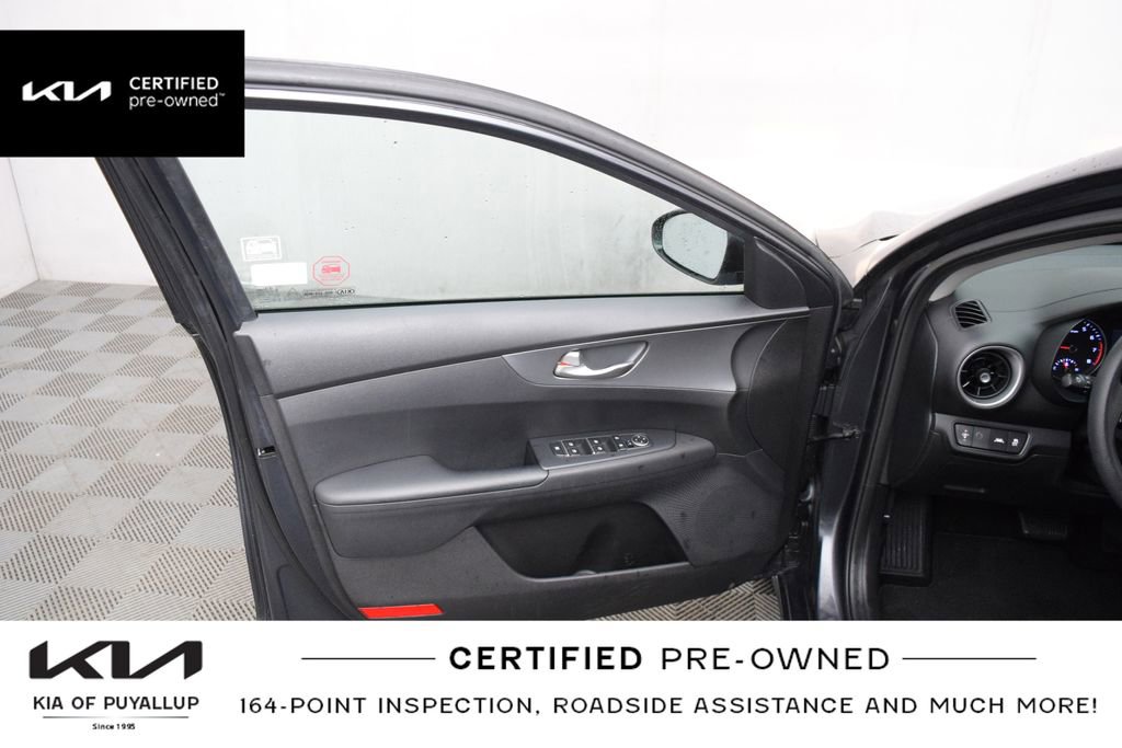 Used 2021 Kia Forte LXS image 10