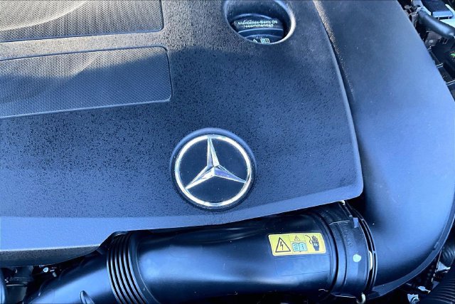 Used 2021 Mercedes-Benz C 300 4MATIC Sedan image 29
