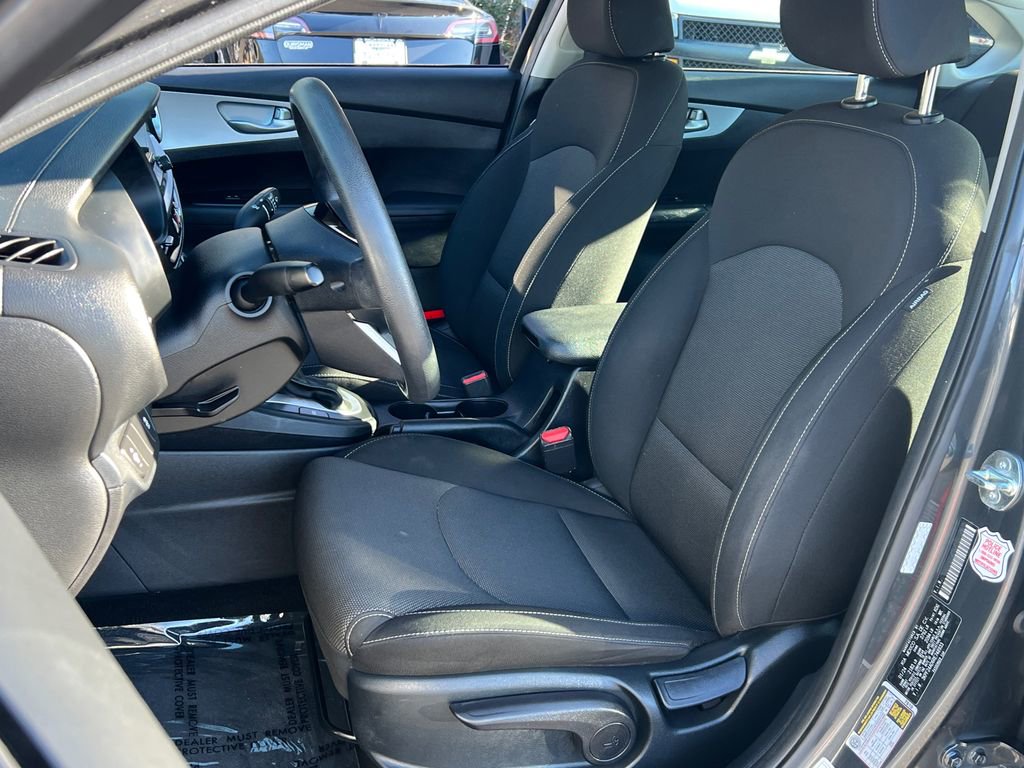 Used 2024 Kia Forte LXS image 17