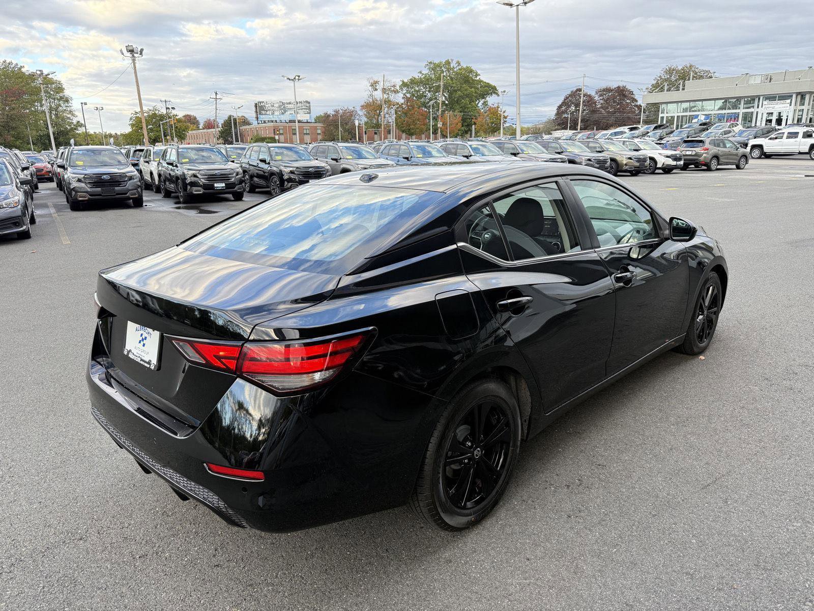 Used 2021 Nissan Sentra SV image 5