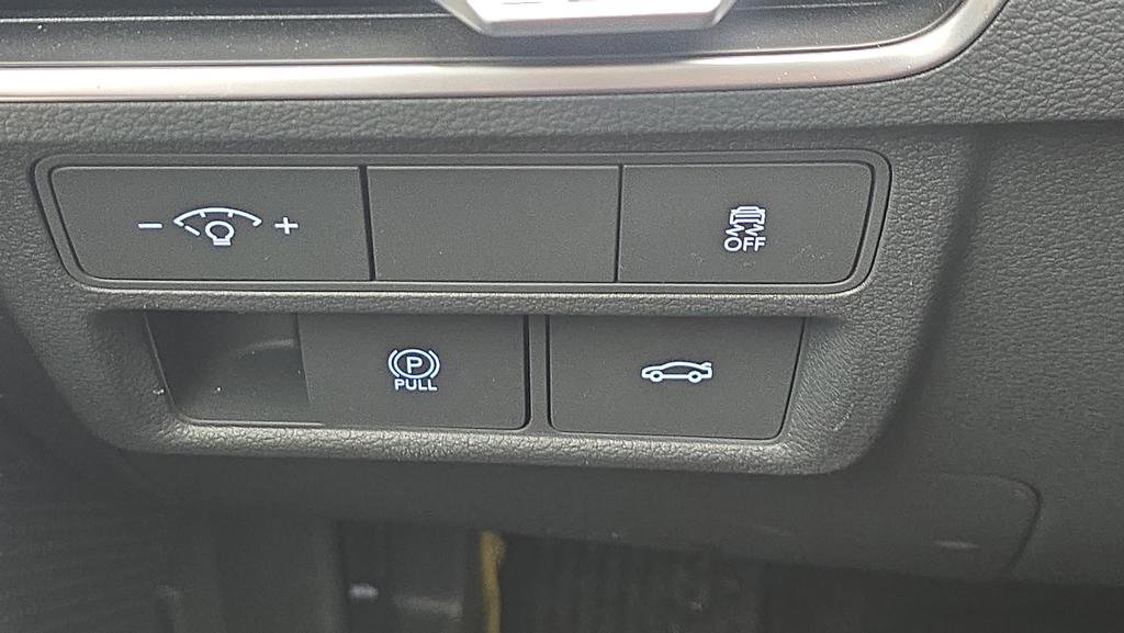 Certified 2025 Hyundai Sonata SEL FWD image 26