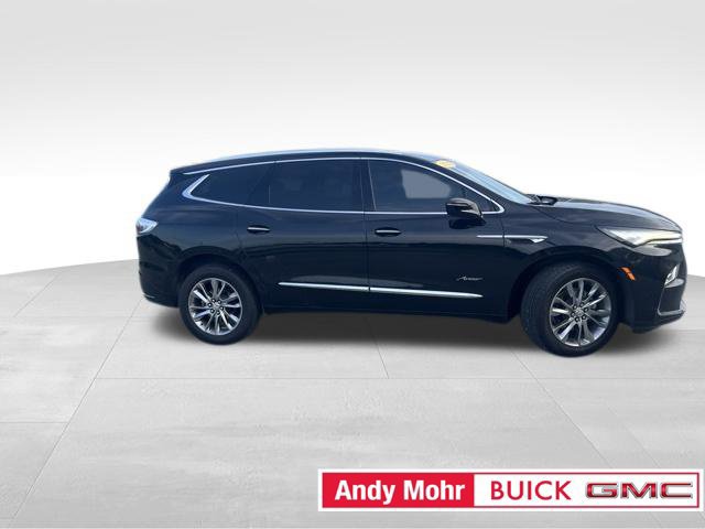 Used 2023 Buick Enclave Avenir w/ Avenir Technology Package AWD/4WD image 7