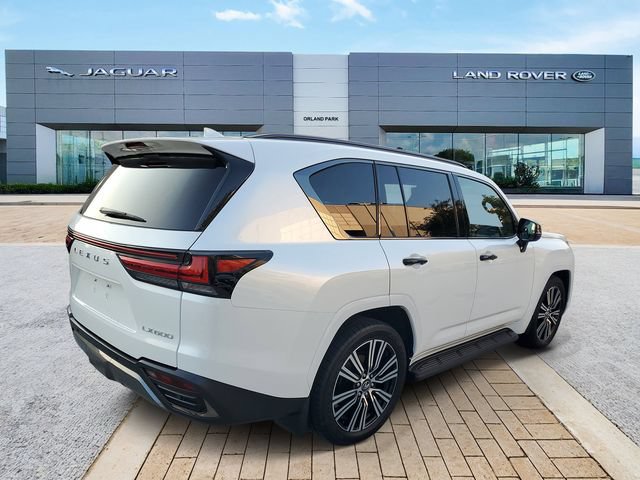 Used 2024 Lexus LX 600 4WD w/ Appearance Package image 5
