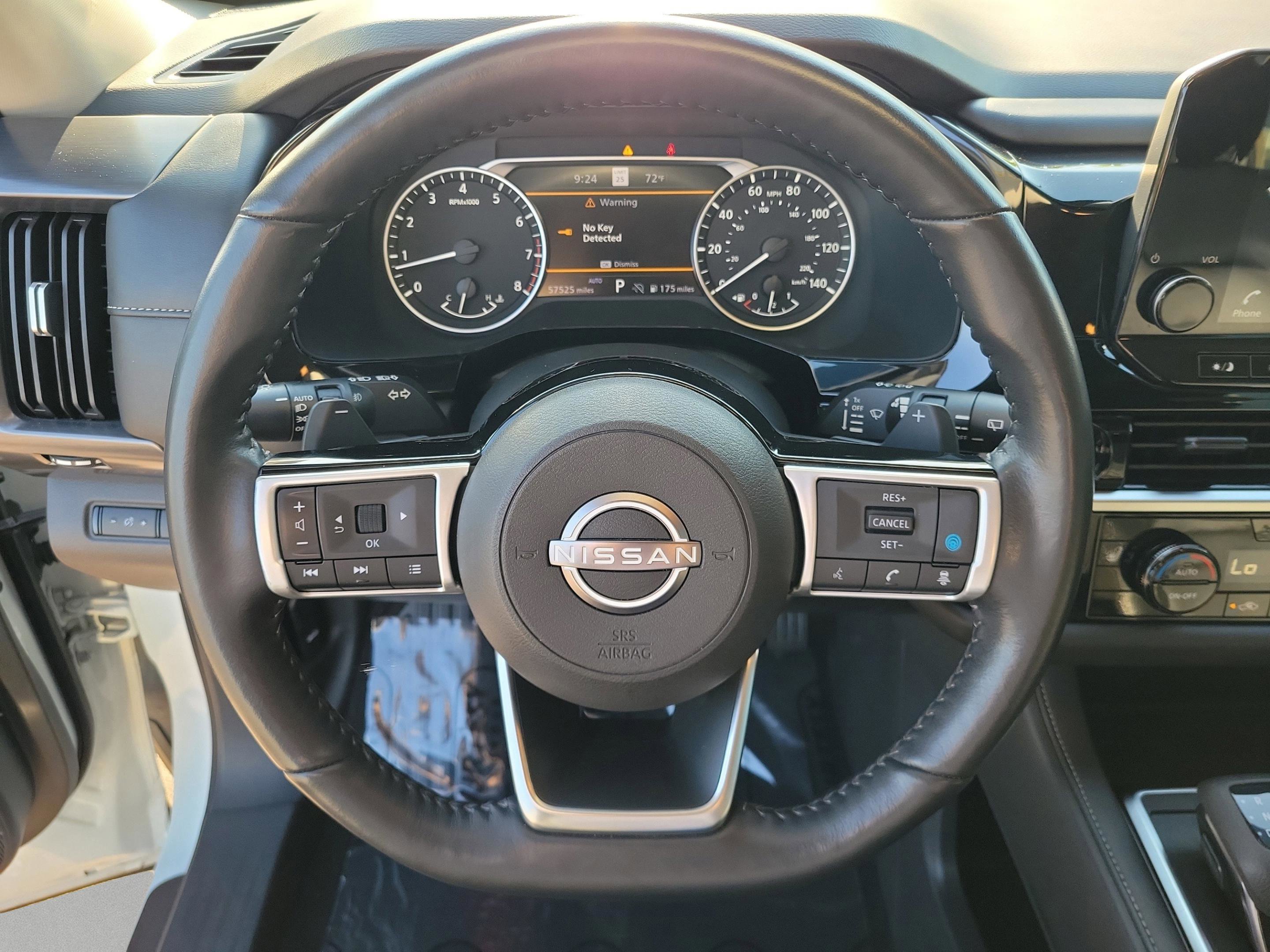 Certified 2024 Nissan Pathfinder SL image 28