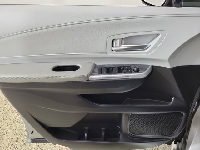 Used 2025 Toyota Sienna XLE w/ XLE Plus Package image 22