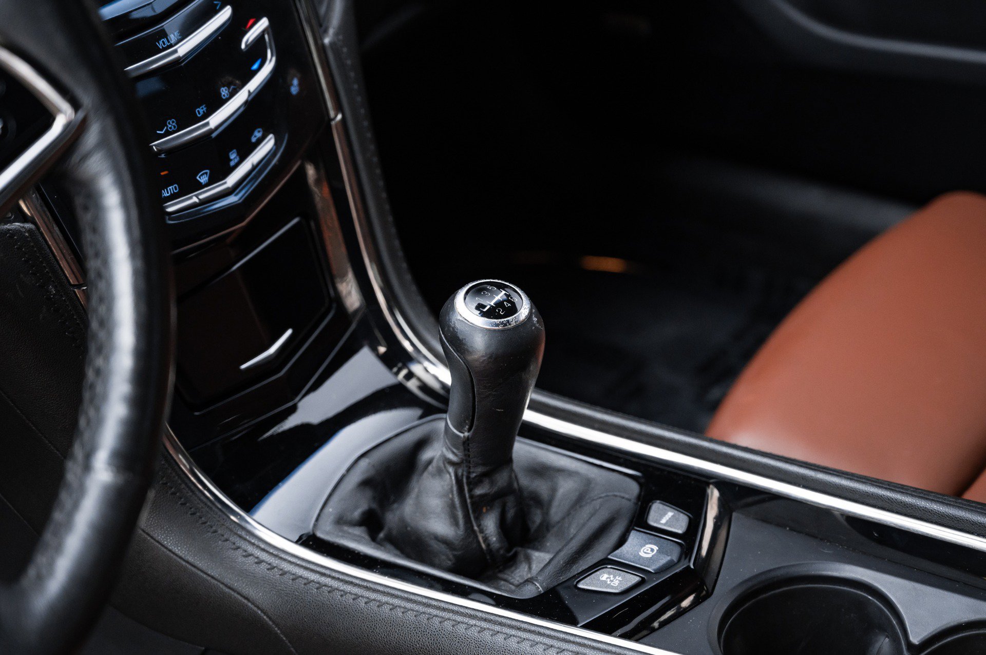 Used 2015 Cadillac ATS Luxury w/ Safety and Security Package image 19