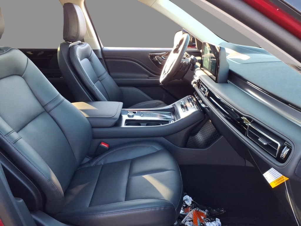 New 2026 Lincoln Nautilus Reserve w/ Jet Appearance Package image 12