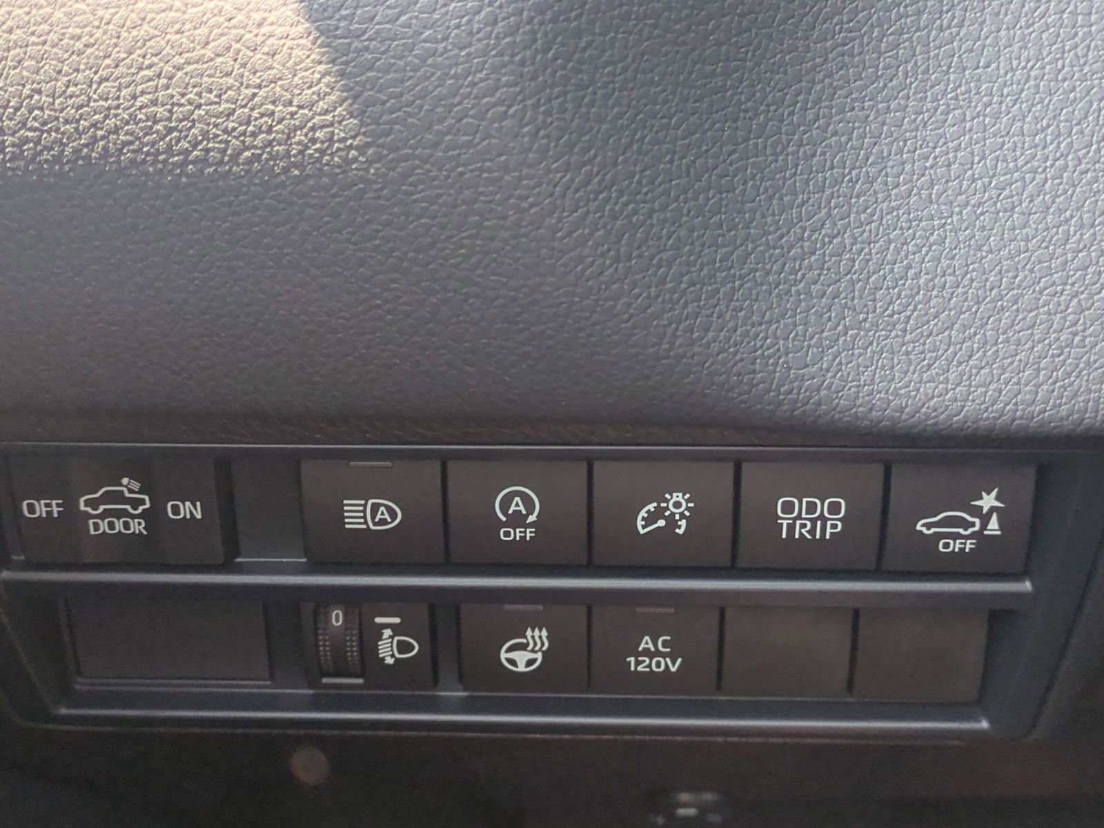 New 2026 Toyota Tundra Limited AWD/4WD image 24