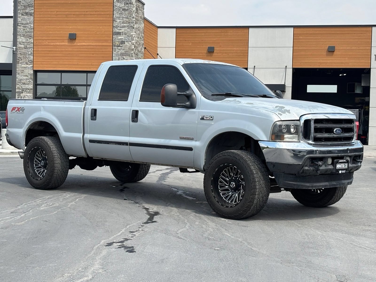 Used 2003 Ford F250 XLT AWD/4WD image 1