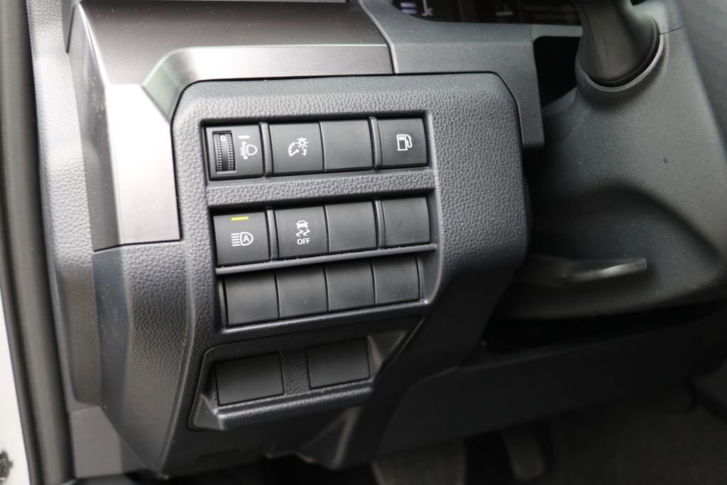 Used 2025 Toyota 4Runner SR5 AWD/4WD image 10